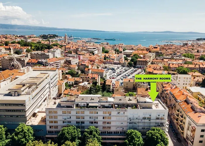 Guest house The Harmony Split